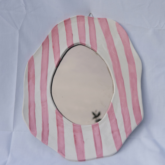 Pink mirror